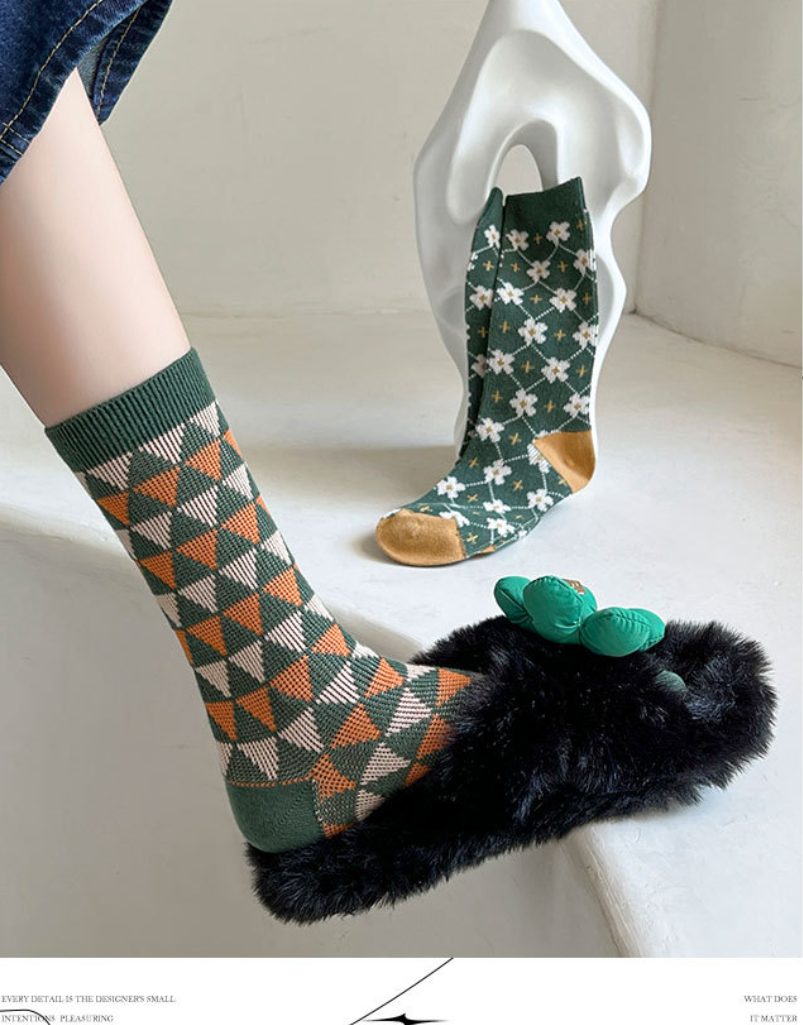 Cute Green Socks Floral Plaid Ankle Socks  Knit Christmas Socks